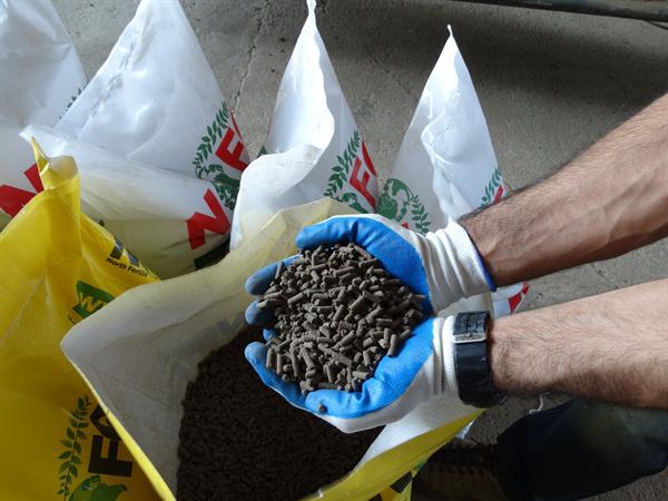 مشخصات کود مرغی پلیت شده 